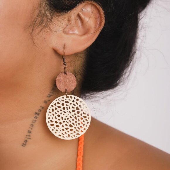 Bohemian Hollow Cut-Out Wood Leather Dangle Drop Earrings, Boho Chic Hippie Stat - Picture 5 of 7